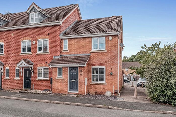 3 Bedroom End Of Terrace House For Sale In Wheatcroft Close, Redditch, B97