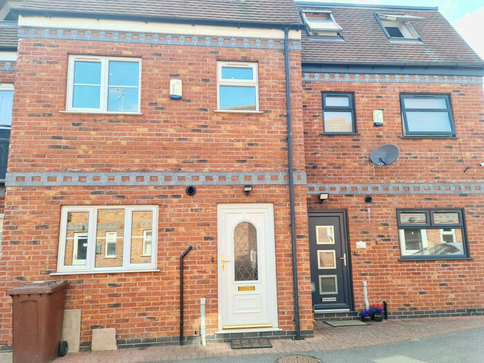 4 Bedroom House To Rent In Brantley Mews, Lincoln, LN5