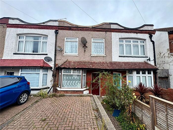 3 Bedroom Terraced House For Sale In Perry Hall Road, Orpington, Kent, BR6
