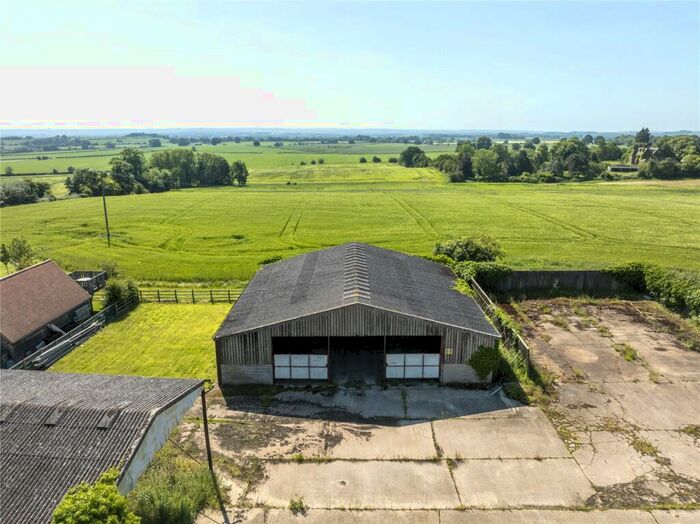 4 Bedroom Detached House For Sale In Court House Farm, Toot Baldon, Oxford, Oxfordshire, OX44