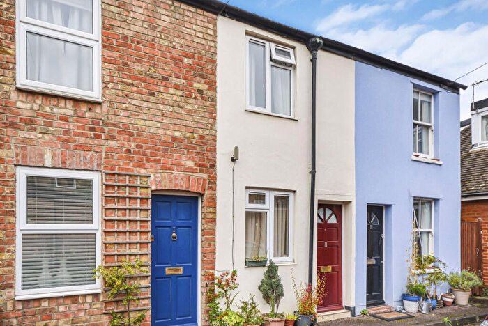 2 Bedroom Terraced House For Sale In Green Place, Oxford, OX1