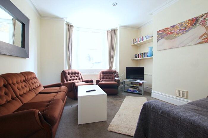 6 Bedroom End Of Terrace House To Rent In Winthorpe Road, London, SW15