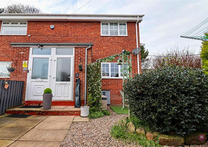 1 Bedroom Flat For Sale In Martin Court, Eckington, Sheffield, S21