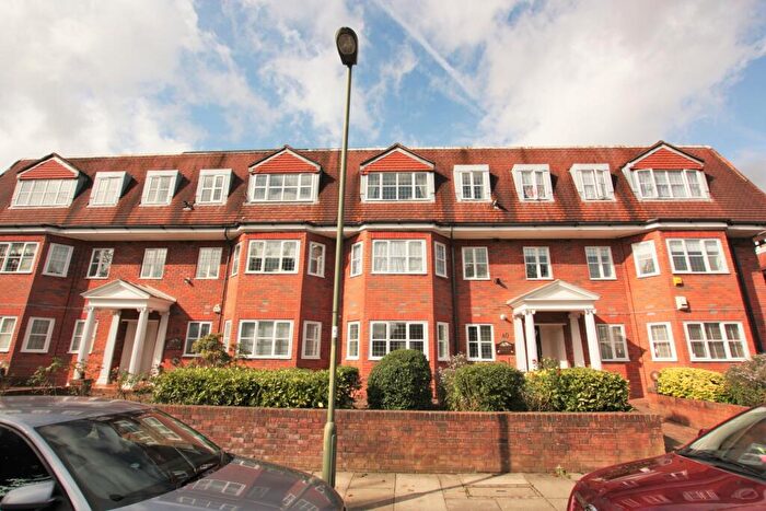 3 Bedroom Flat To Rent In Audley Park, Neeld Crescent, Hendon, NW4