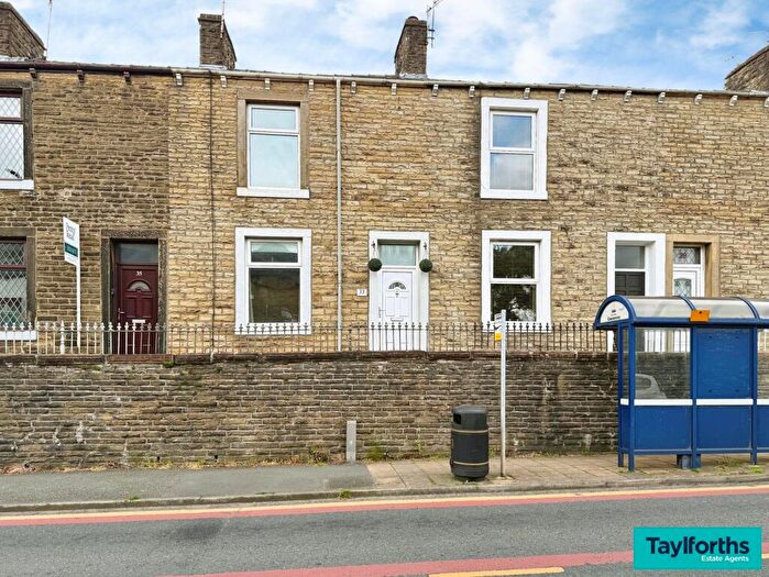 2 Bedroom Terraced House For Sale In Belmont Terrace, Foulridge, BB8