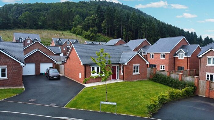 2 Bedroom Bungalow For Sale In Penarron Drive, Kerry, Newtown, Powys, SY16