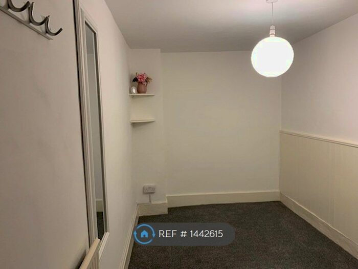 1 Bedroom Flat To Rent In Bouverie Road West, Folkestone, CT20