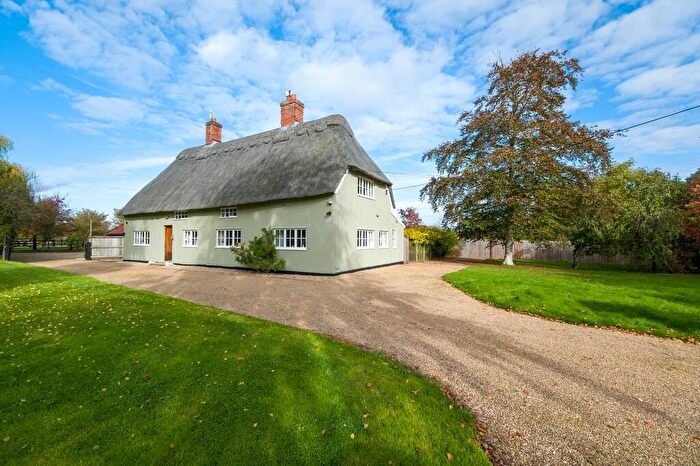 3 Bedroom Farm House For Sale In Brundish, Woodbridge, IP13