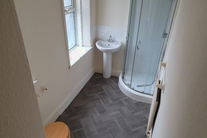 1 Bedroom Flat To Rent In Belmont Street, Oldham, OL1