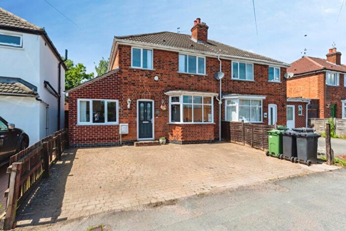 4 Bedroom Semi-Detached House For Sale In Wanlip Lane, Birstall, Leicester, Leicestershire, LE4