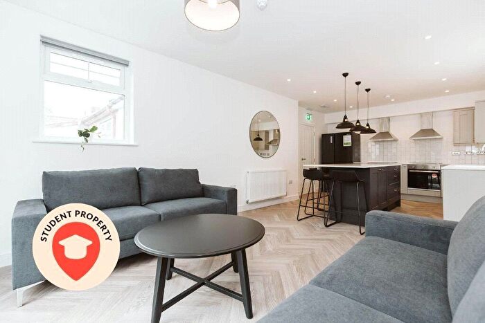 6 Bedroom Semi Detached House To Rent In Filton Avenue, Filton, Bristol, South Gloucestershire, BS34