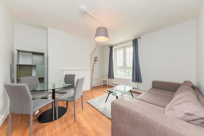 3 Bedroom Flat To Rent In Garnet Street, London, E1W