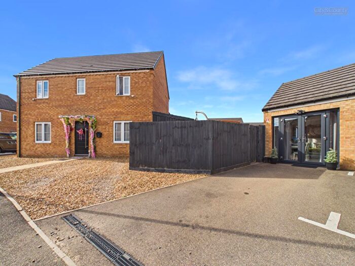 3 Bedroom Detached House For Sale In Solent Drive, Spalding, PE11