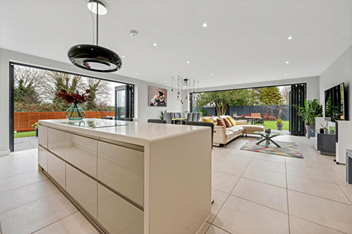 4 Bedroom Detached House For Sale In Station Road, Sutton Bonington, DE74