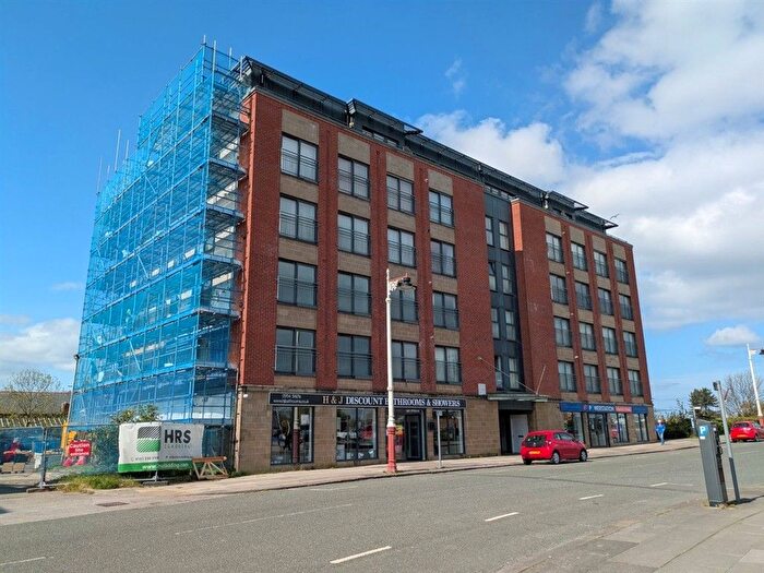 2 Bedroom Flat For Sale In Kingsway, Southport, PR8