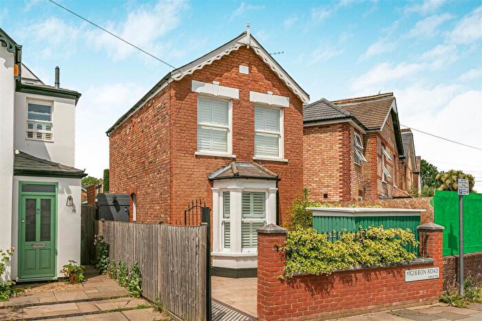 2 Bedroom Detached House For Sale In Gibbon Road, Kingston Upon Thames, KT2