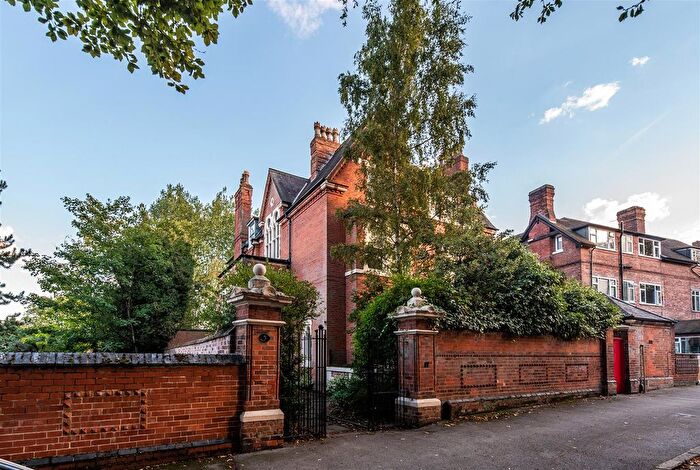 1 Bedroom Flat For Sale In Cavendish Crescent South, The Park, Nottingham, NG7