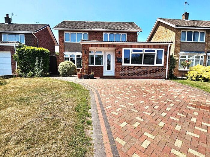 3 Bedroom Detached House For Sale In Hillcrest Road, Sutton Coldfield, B72