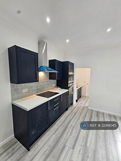 3 Bedroom Terraced House To Rent In Badger Avenue, Crewe, CW1