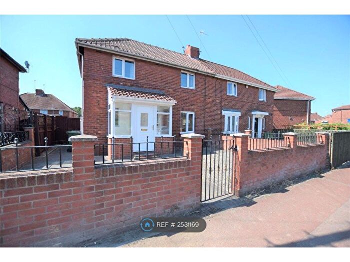 2 Bedroom Semi-Detached House To Rent In Victoria Road, Gateshead, NE8