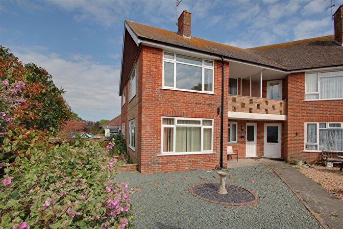 2 Bedroom Flat To Rent In Alinora Crescent, Goring-By-Sea, Worthing, BN12