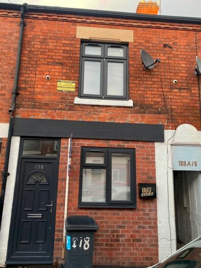 2 Bedroom Flat To Rent In Cavendish Road, Leicester, LE2