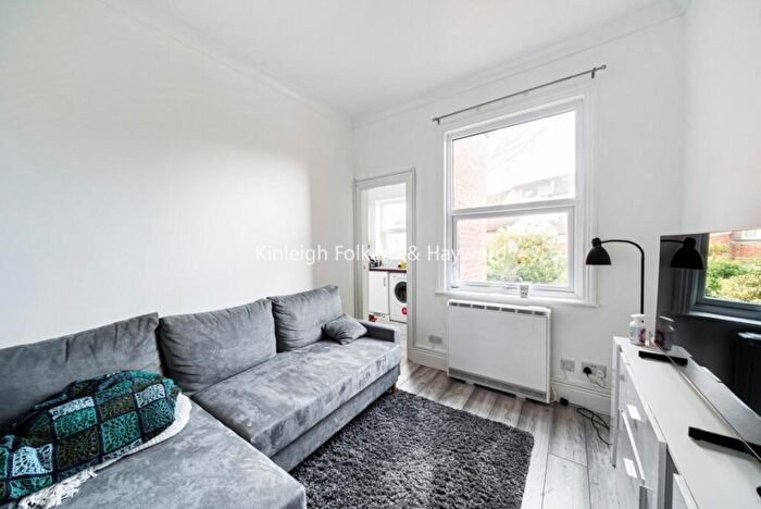 1 Bedroom Flat To Rent In Holly Park Road, London, N11