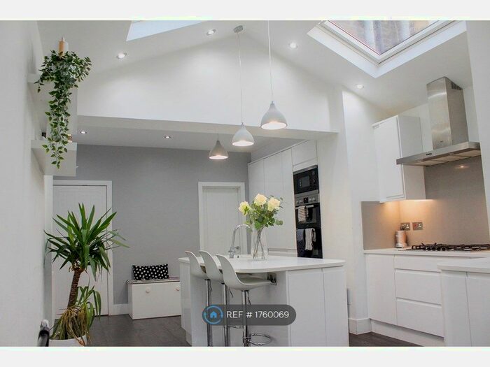 3 Bedroom Terraced House To Rent In Aldeburgh Street, London, SE10