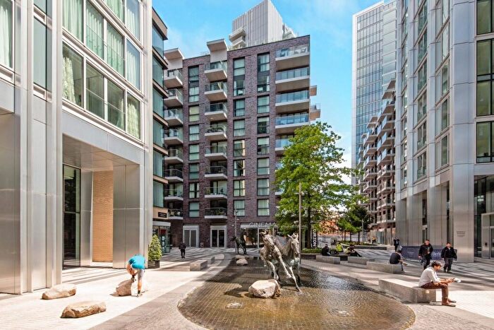 1 Bedroom Flat To Rent In Satin House, Goodman's Fields, Piazza Walk, Aldgate, E1
