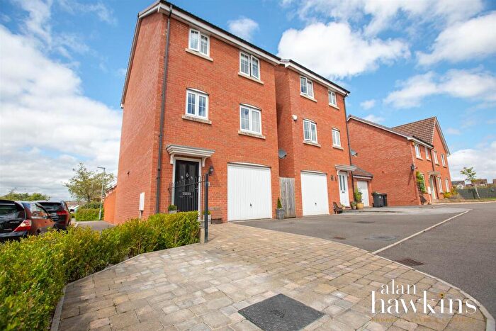 4 Bedroom Detached House For Sale In Blain Place, Royal Wootton Bassett, SN4