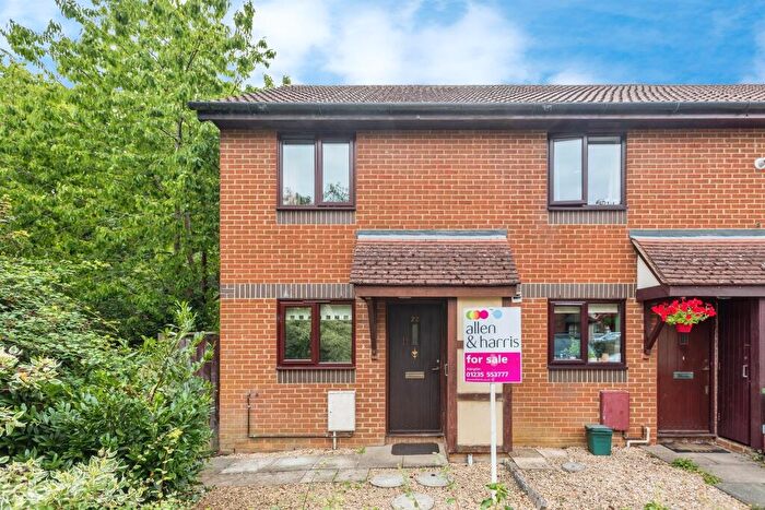 2 Bedroom Terraced House To Rent In Eldridge Close, Abingdon, OX14