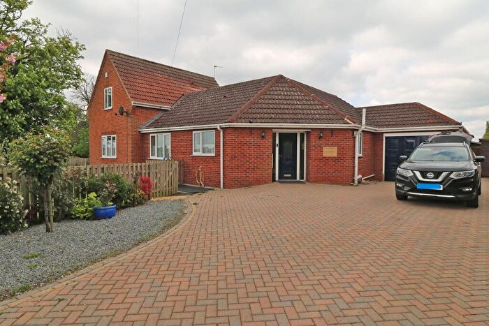 4 Bedroom Detached House For Sale In Station Road, Owston Ferry, DN9
