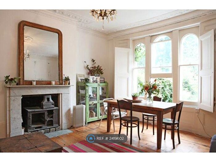 2 Bedroom Flat To Rent In Archway Road, London, N19