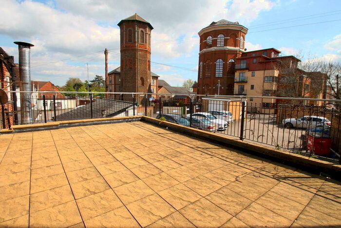 2 Bedroom Apartment To Rent In Coggeshall Road, Braintree, CM7