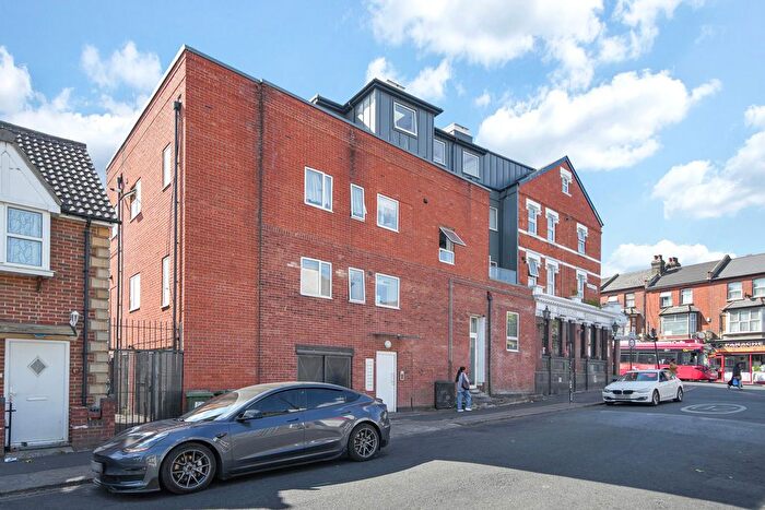 1 Bedroom Flat To Rent In Govindaraju House, East Ham, E12