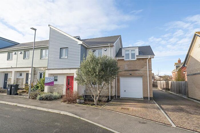 4 Bedroom Semi Detached House For Sale In Gentian Way, Weymouth, DT3