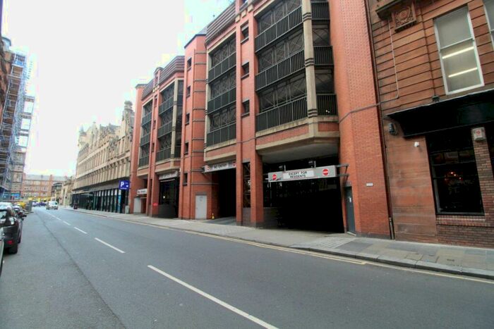 Property To Rent In Albion Street Parking Space, G1