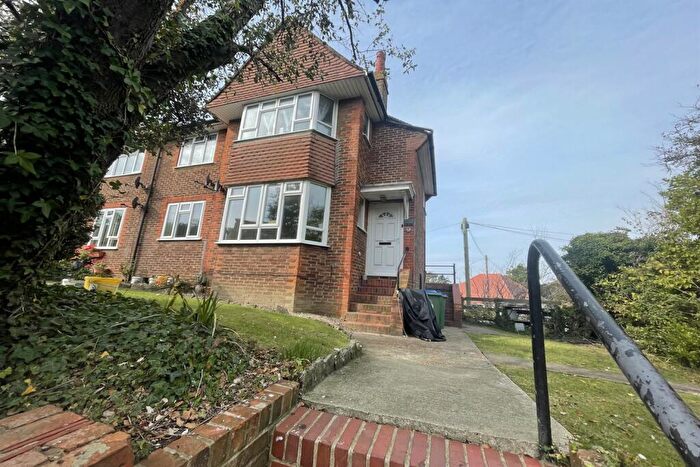 2 Bedroom Apartment To Rent In Avondale Court, Avondale Road, Seaford, BN25