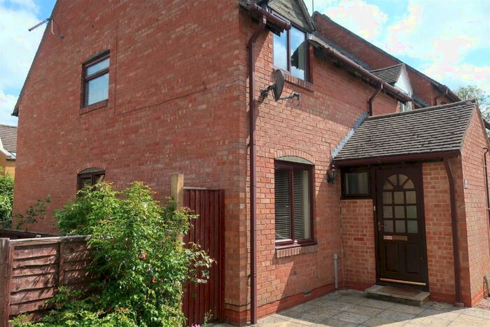 2 Bedroom Semi-Detached House To Rent In Bowes Lyon Close, Moreton-in-Marsh, GL56