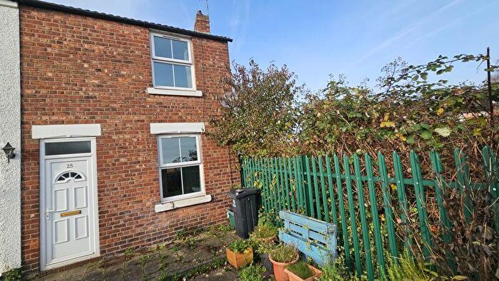 2 Bedroom Detached House To Rent In Edge Grove, Chester, CH2