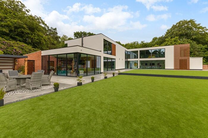 6 Bedroom Detached House For Sale In London Road, Windlesham, Surrey, GU20