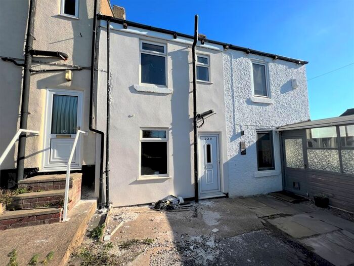 2 Bedroom Terraced House To Rent In Doncaster Road, Crofton, Wakefield, WF4