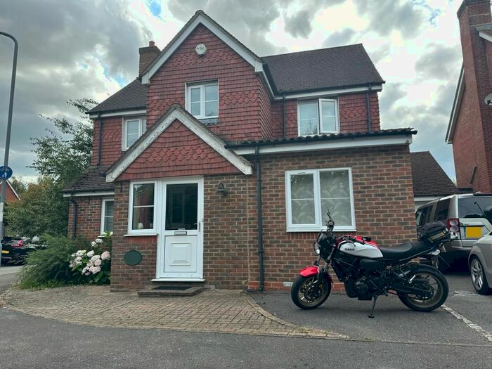 4 Bedroom Detached House To Rent In Maidenhead, Berkshire, SL6