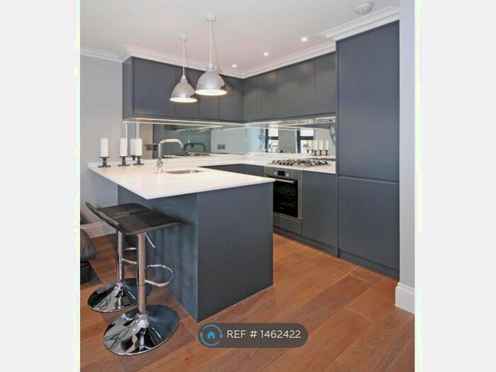 3 Bedroom Flat To Rent In Cambridge Road, London, W7