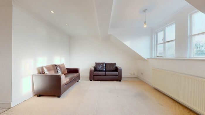 2 Bedroom Flat To Rent In Walm Lane, London, NW2