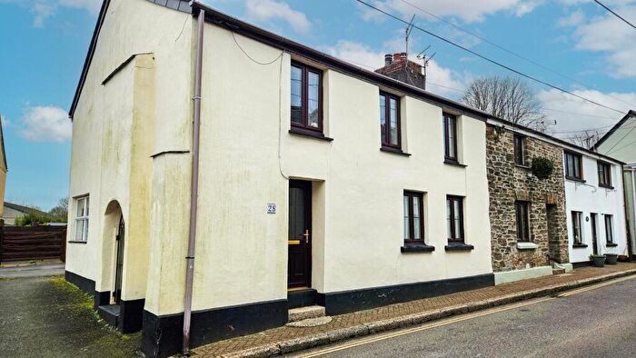 3 Bedroom Cottage For Sale In North Street, Lostwithiel, Cornwall, PL22