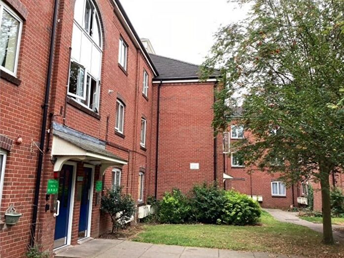 1 Bedroom Flat To Rent In Shannon Approach, Burton-On-Trent, Staffordshire, DE14