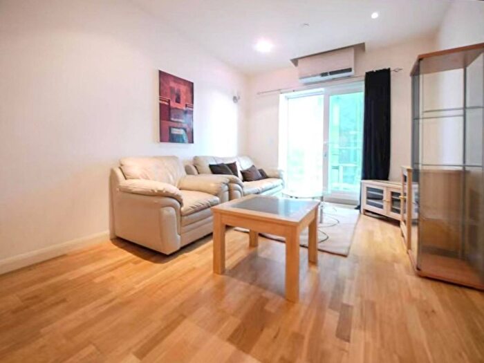2 Bedroom Flat To Rent In Cavalier House, Ealing Broadway, London, W5