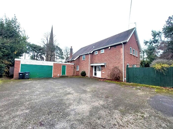 6 Bedroom Detached House To Rent In Pershore Road South, Birmingham, B30