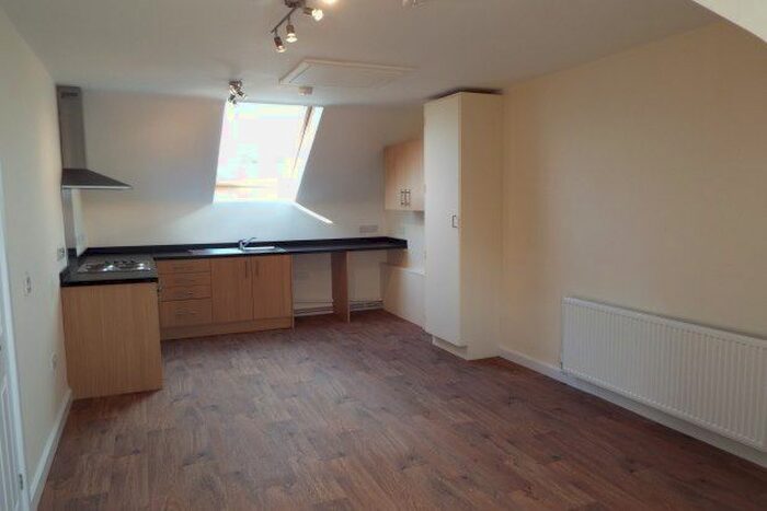 1 Bedroom Flat To Rent In Lawson Avenue, Nottingham, NG10